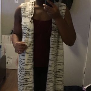 White sleeveless cardigan